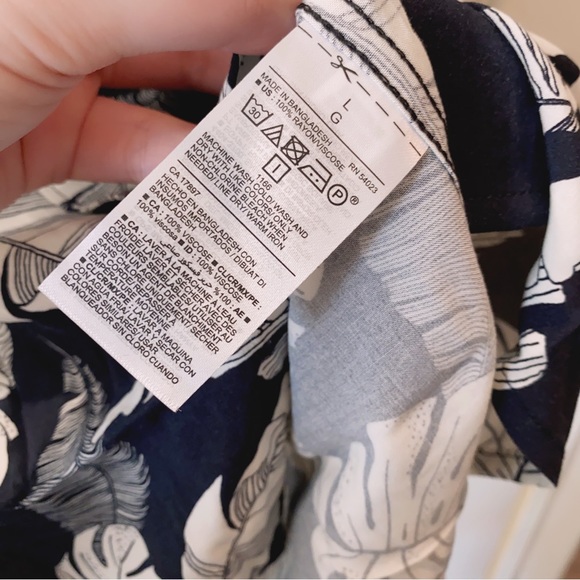 NWT patterned shirt L - Picture 3 of 3